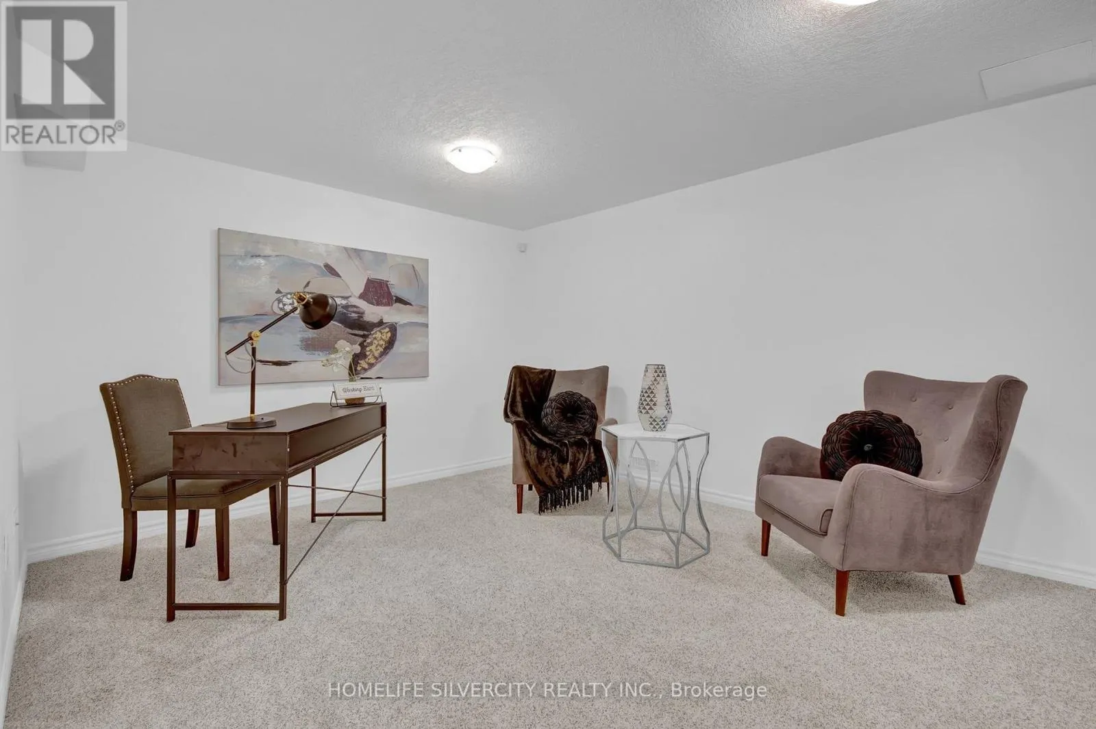 45 - 1059 WHETHERFIELD STREET N
