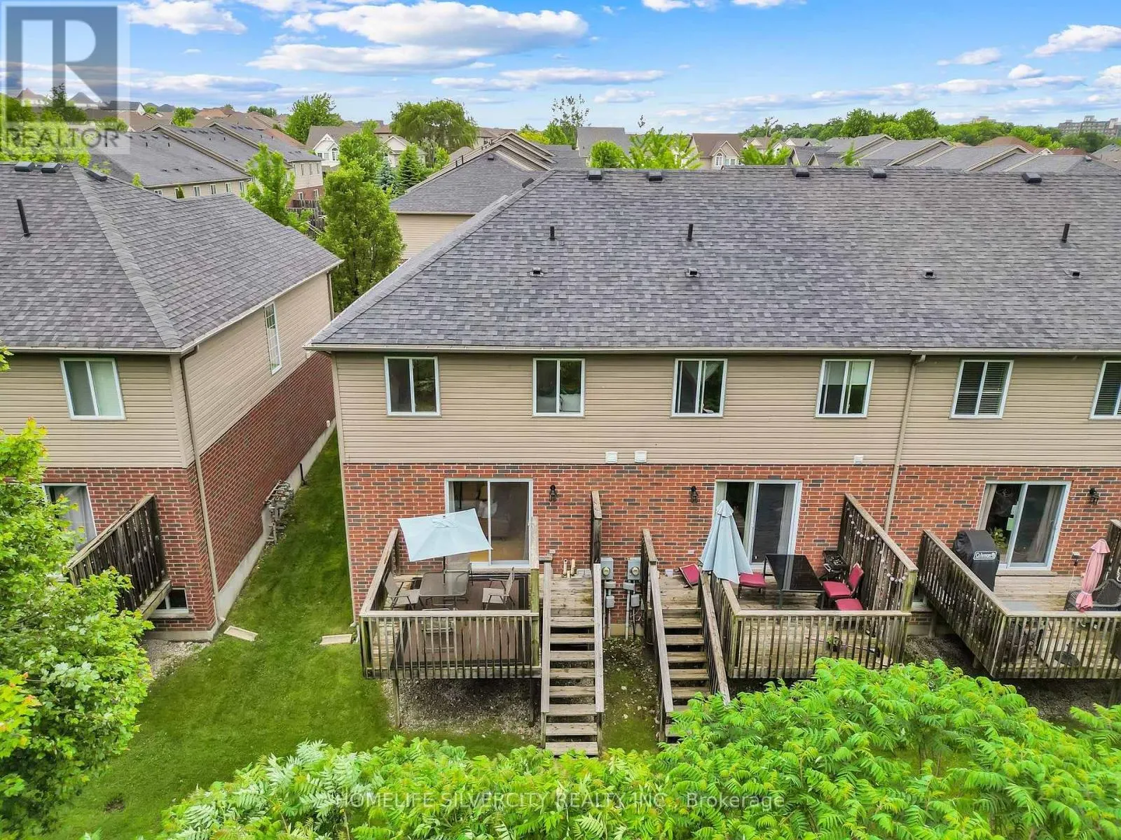 45 - 1059 WHETHERFIELD STREET N