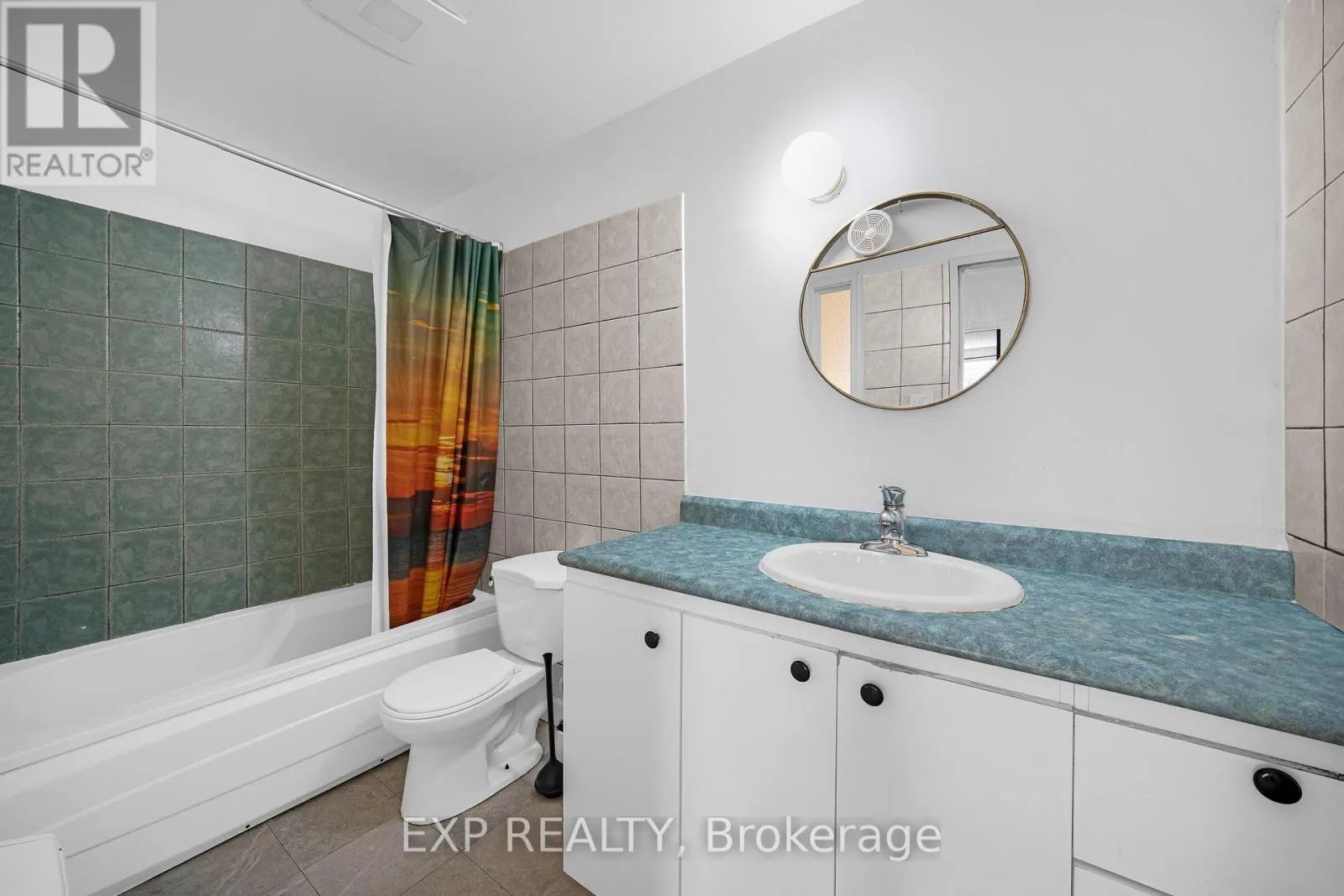 11K - 2080 OGILVIE ROAD