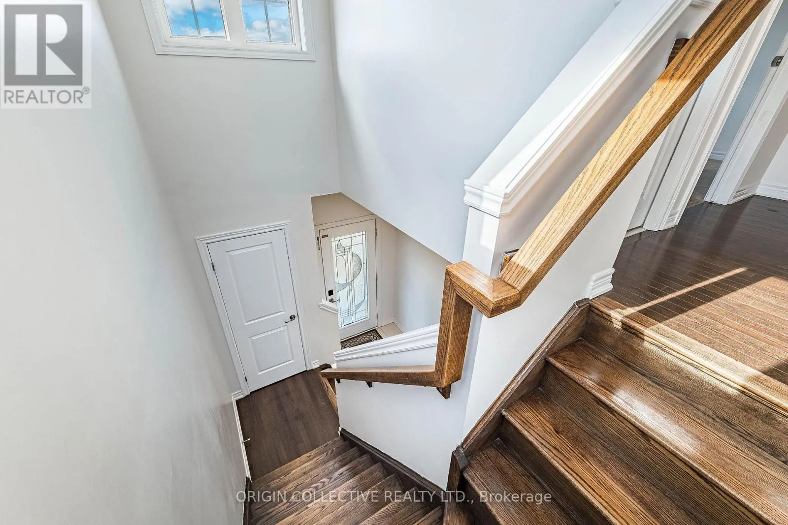 136 WESTBANK TRAIL E