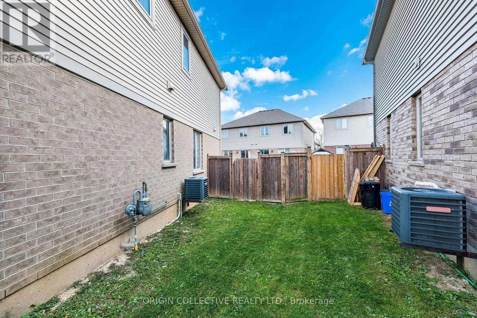 136 WESTBANK TRAIL E
