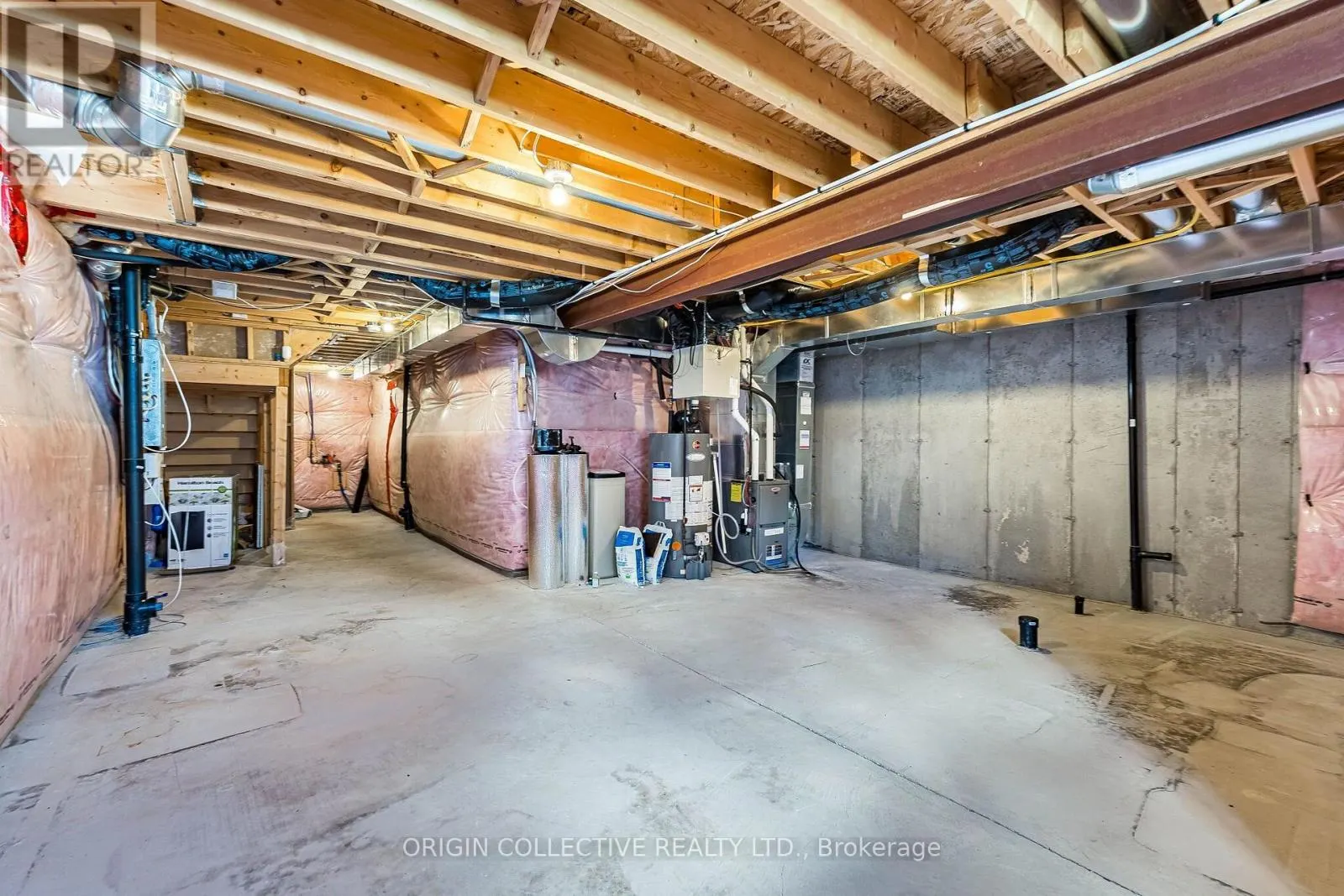 136 WESTBANK TRAIL E