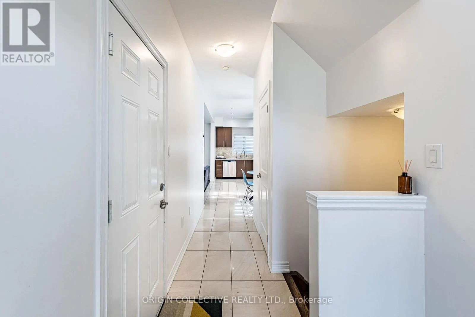 136 WESTBANK TRAIL E