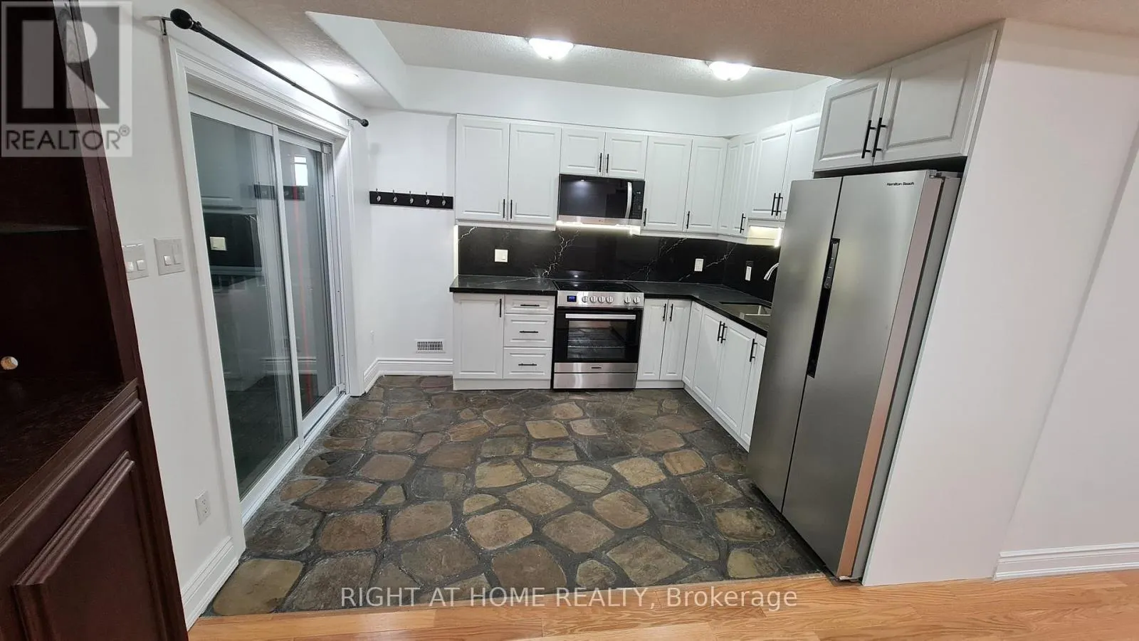 2 - 172 LENA CRESCENT