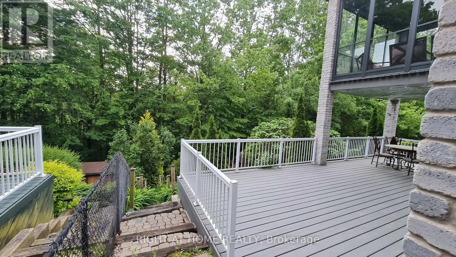 2 - 172 LENA CRESCENT