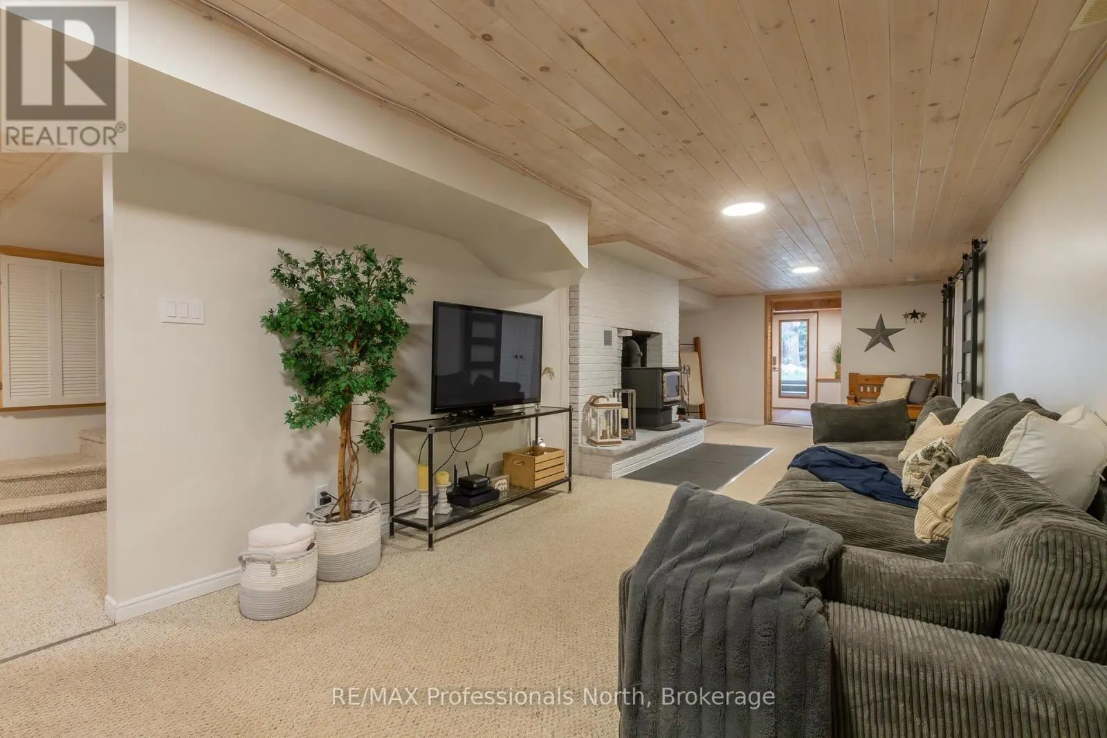 55 GLEN ACRES ROAD
