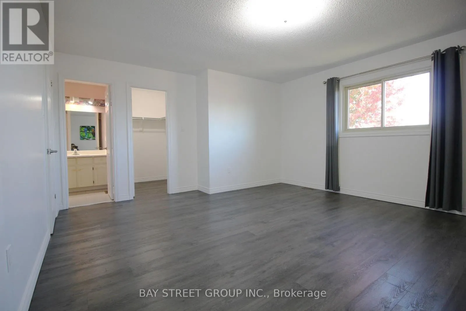79 BARBICAN TRAIL