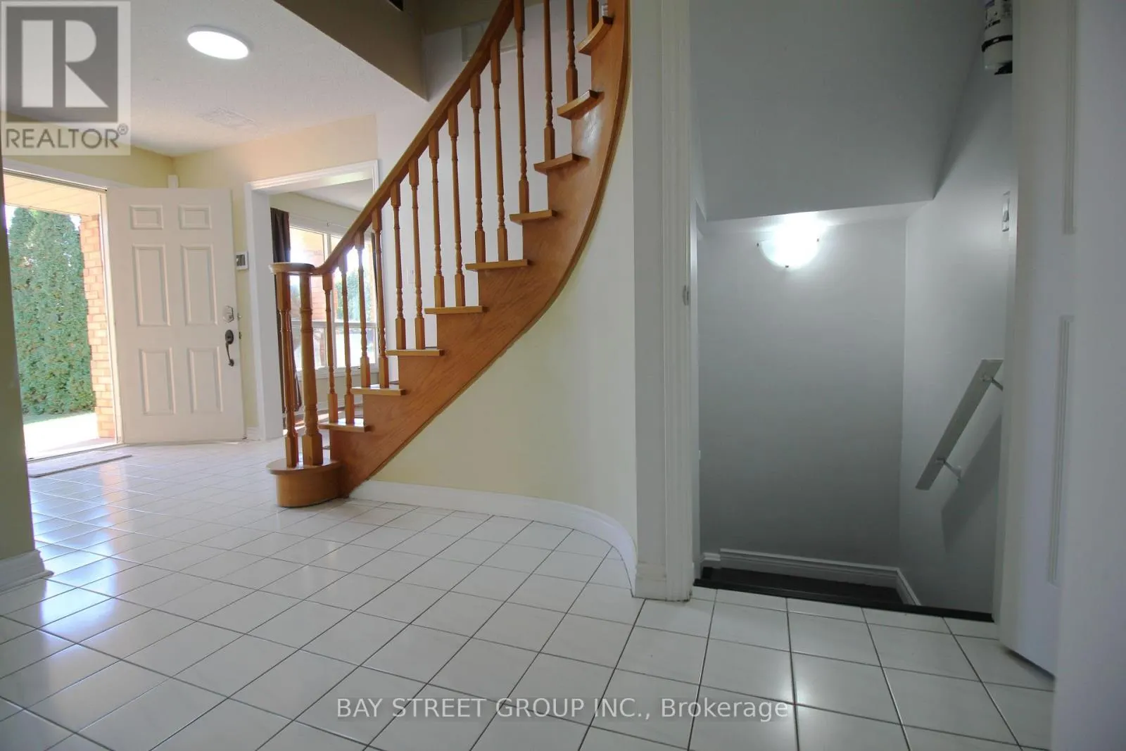 79 BARBICAN TRAIL