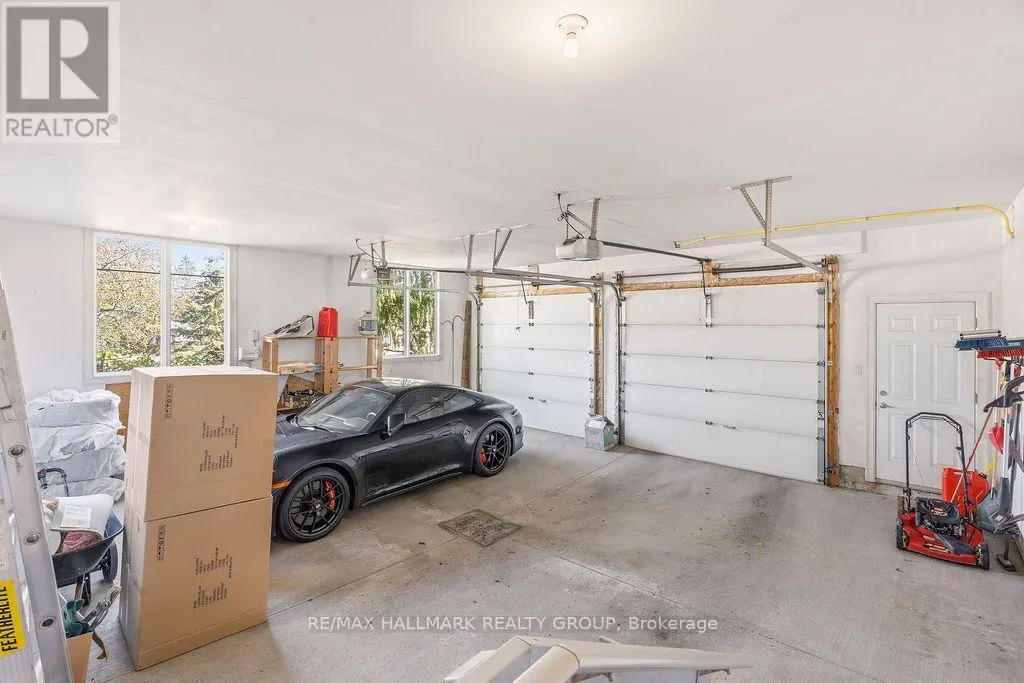 5 ORIOLE DRIVE