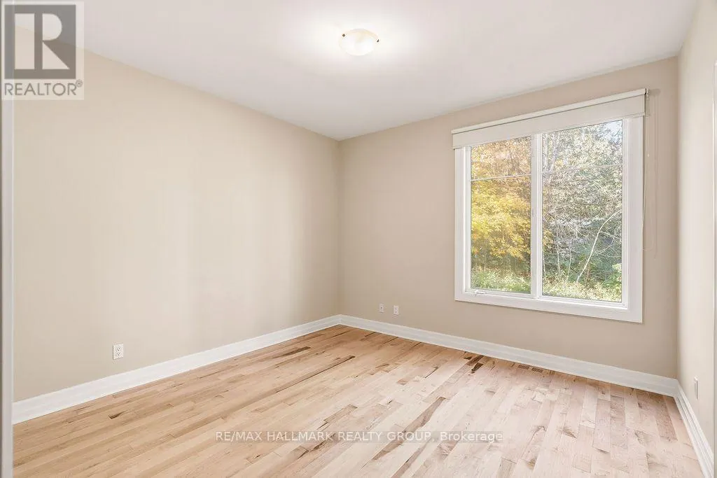 5 ORIOLE DRIVE
