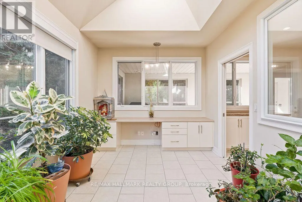 5 ORIOLE DRIVE