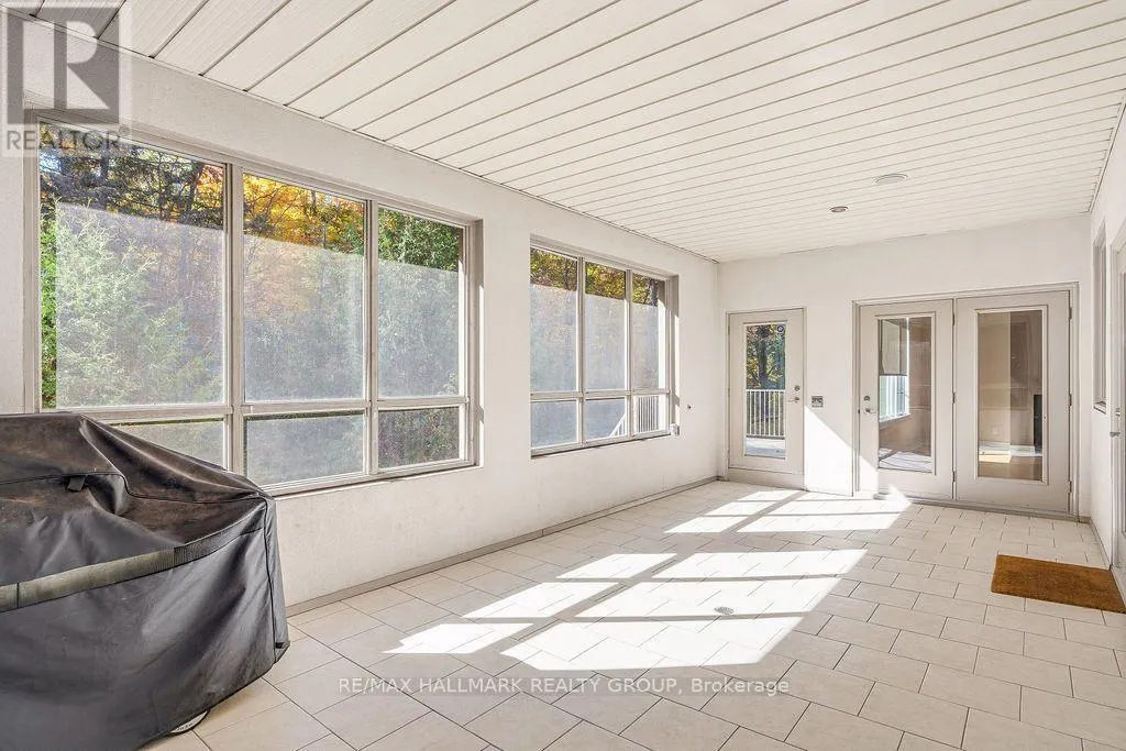 5 ORIOLE DRIVE