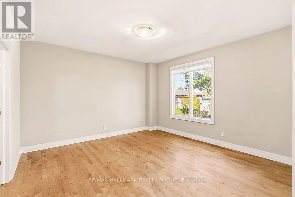 5 ORIOLE DRIVE
