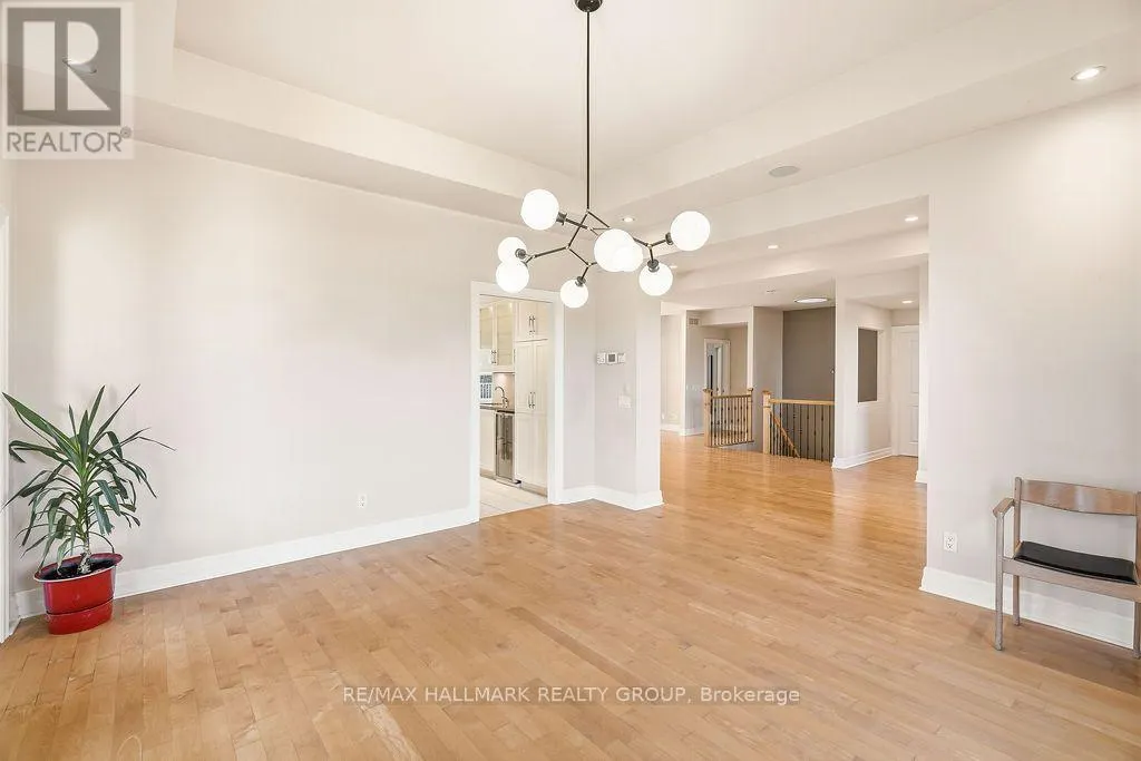 5 ORIOLE DRIVE