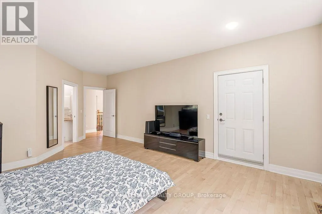 5 ORIOLE DRIVE