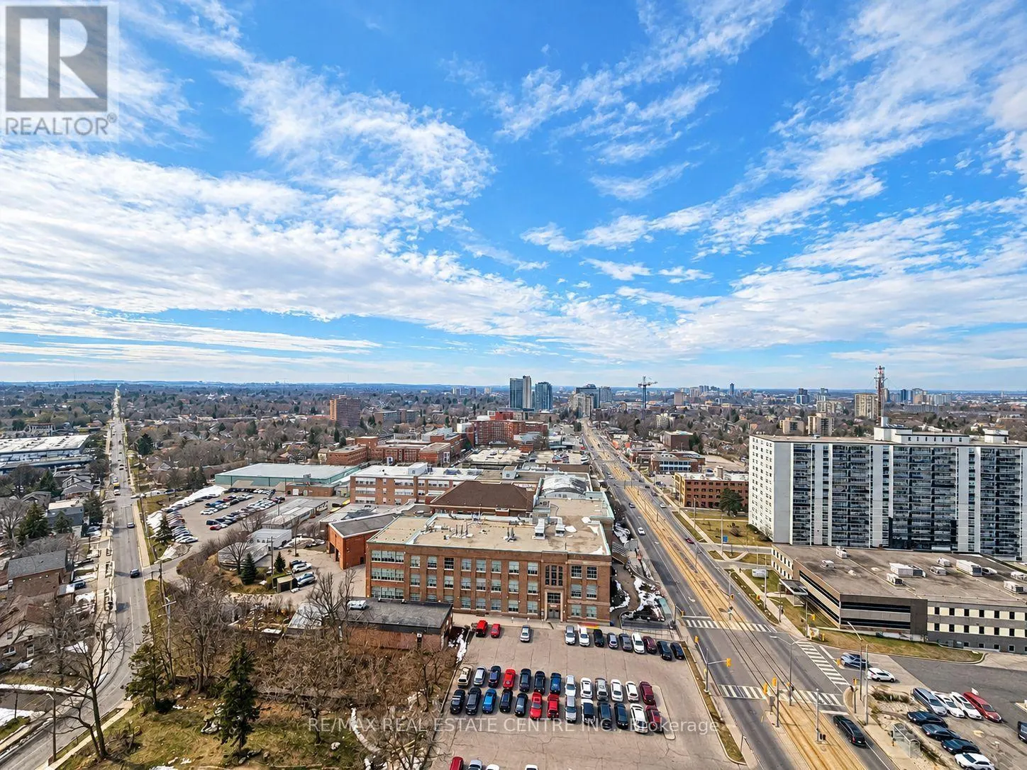 1705 - 741 KING STREET W