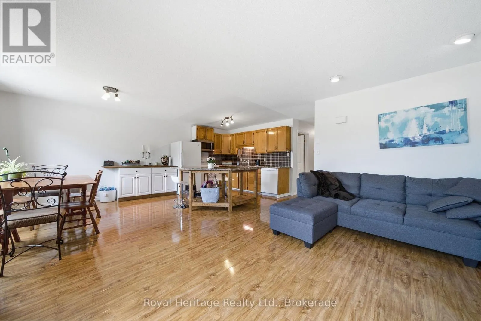 164 A PRINCE EDWARD STREET