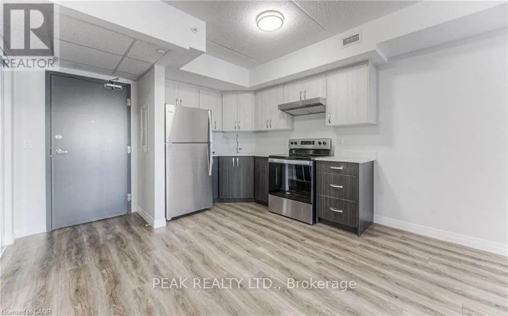 205 - 30 GEORGE STREET N