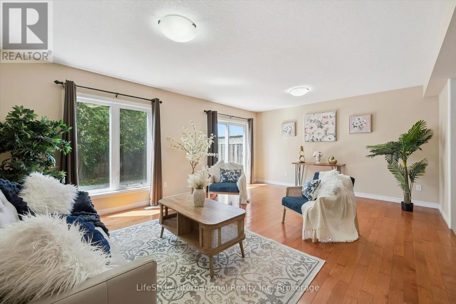 47 HASLER CRESCENT