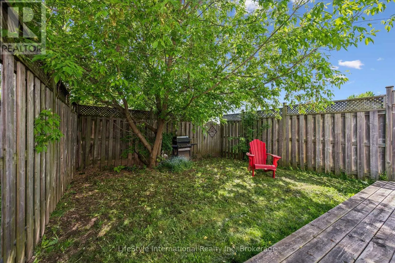 47 HASLER CRESCENT