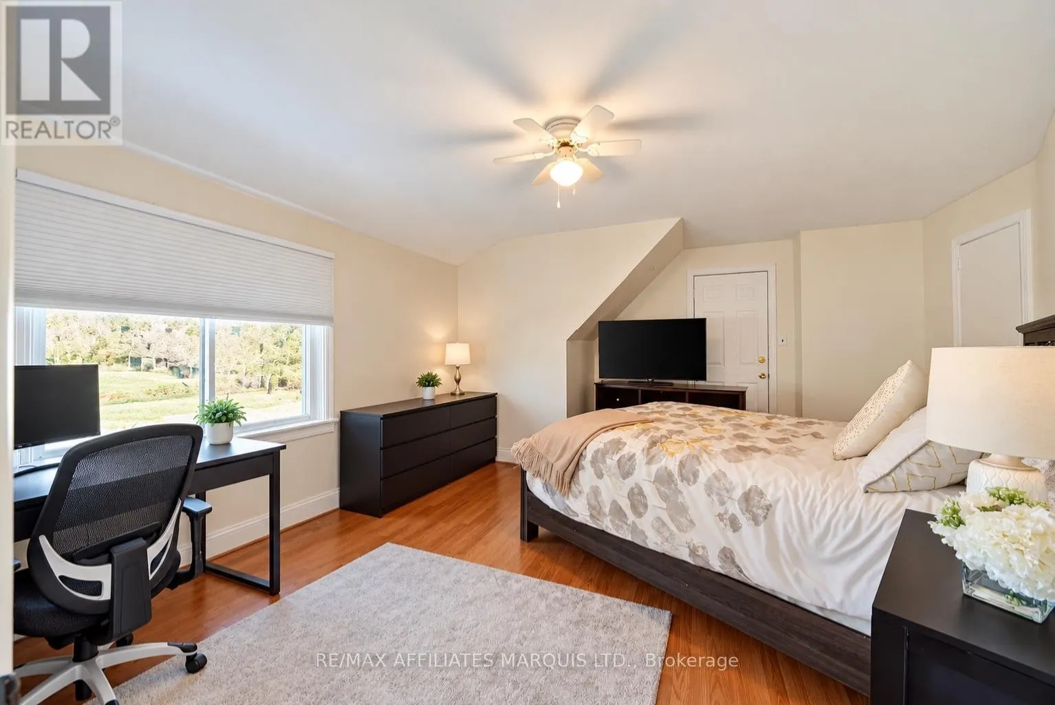 1316 MONTREAL ROAD