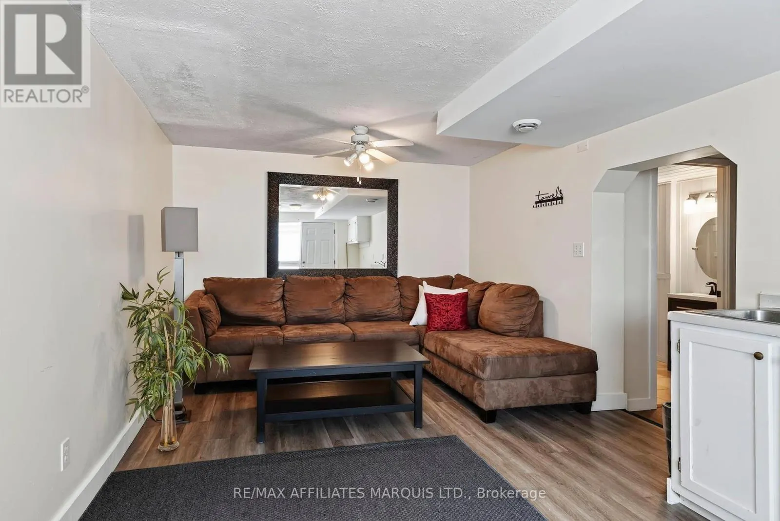 1316 MONTREAL ROAD