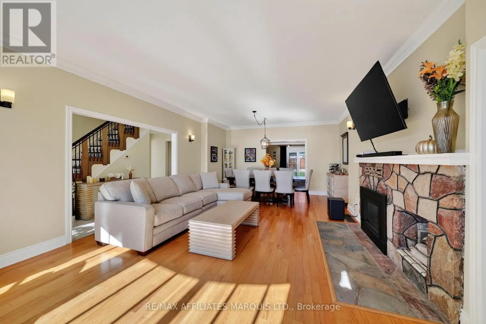 1316 MONTREAL ROAD