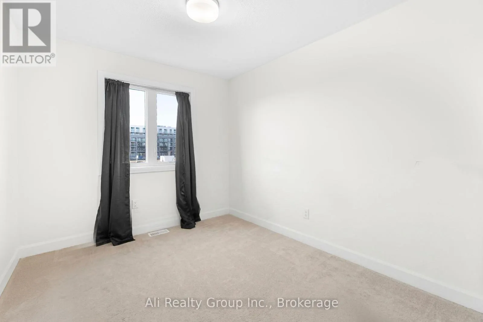 120 SUCCESSION COURT