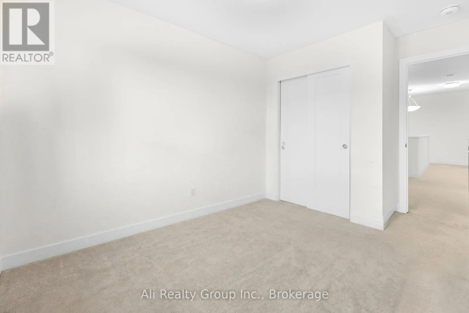 120 SUCCESSION COURT