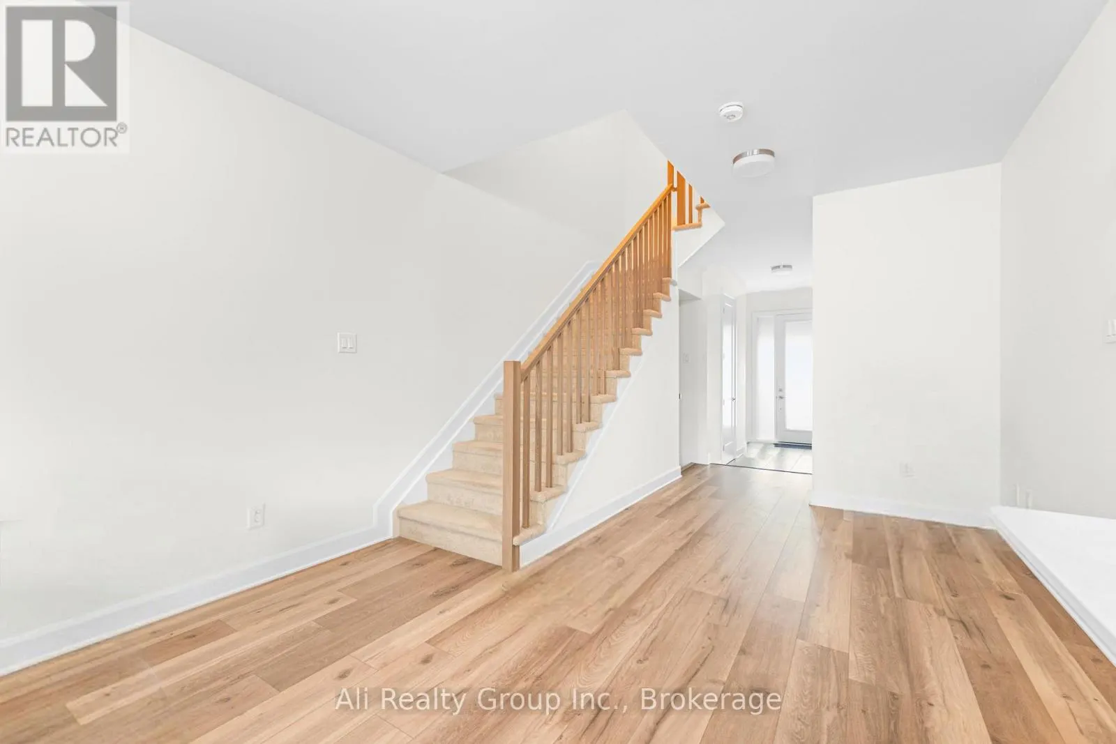 120 SUCCESSION COURT