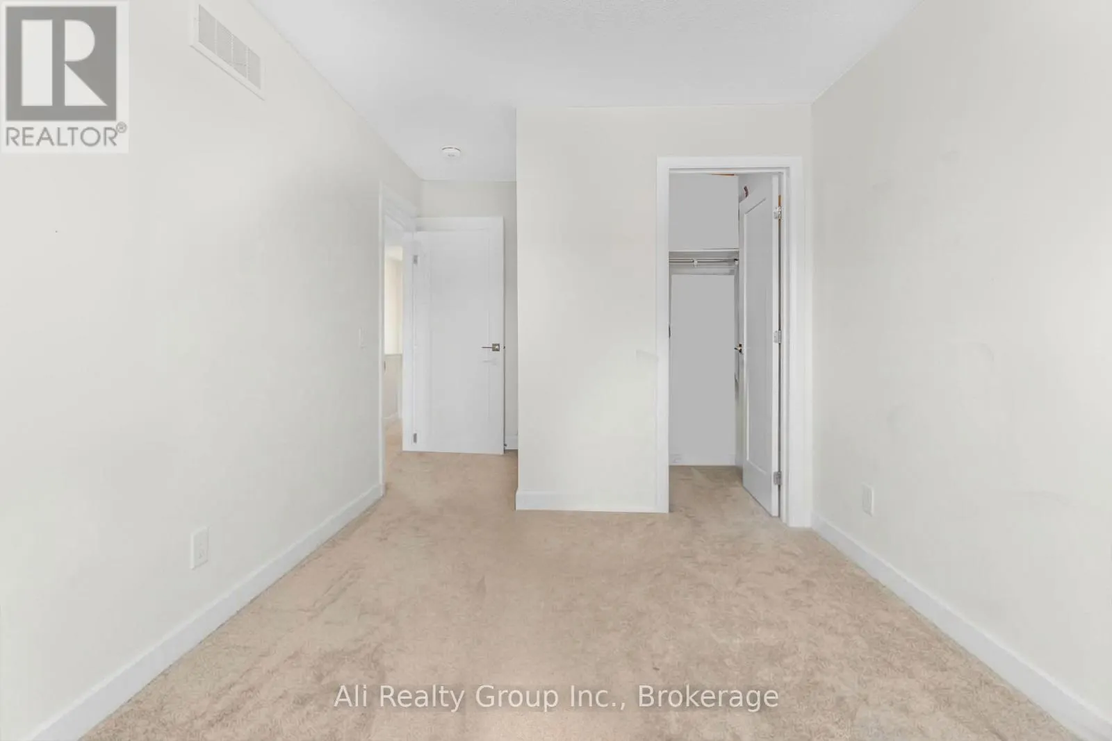 120 SUCCESSION COURT