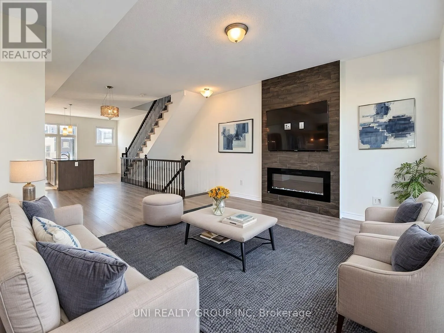 809 MIKINAK ROAD