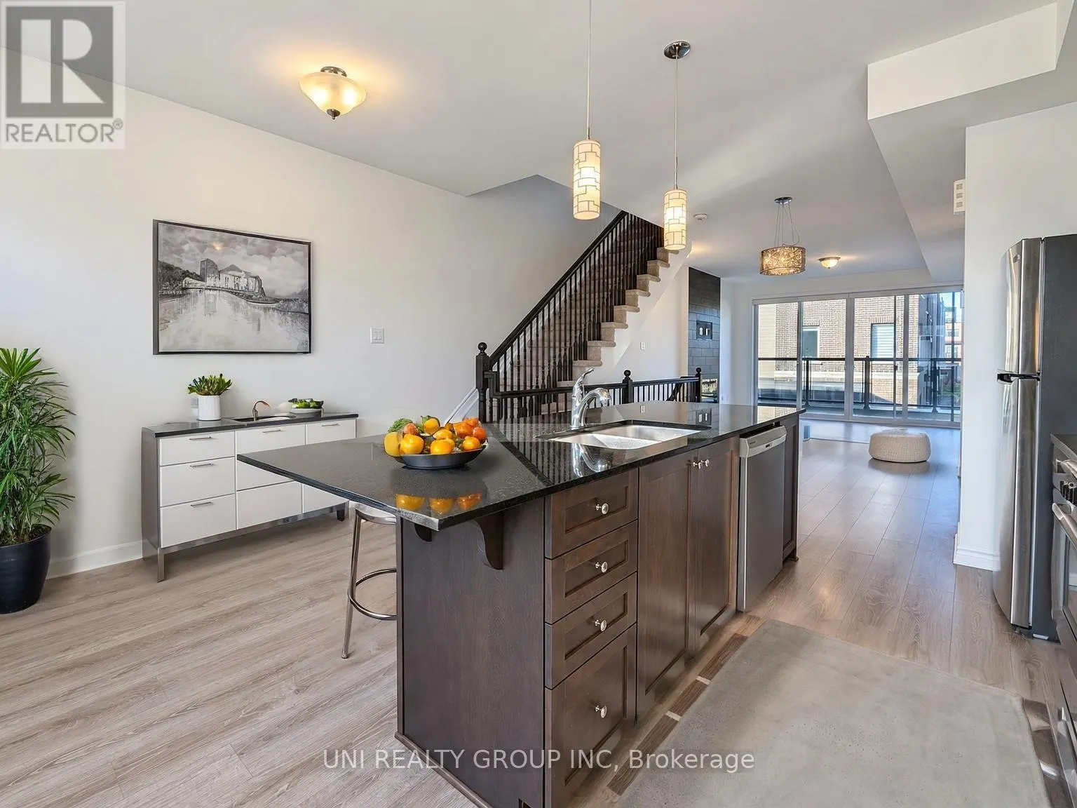 809 MIKINAK ROAD