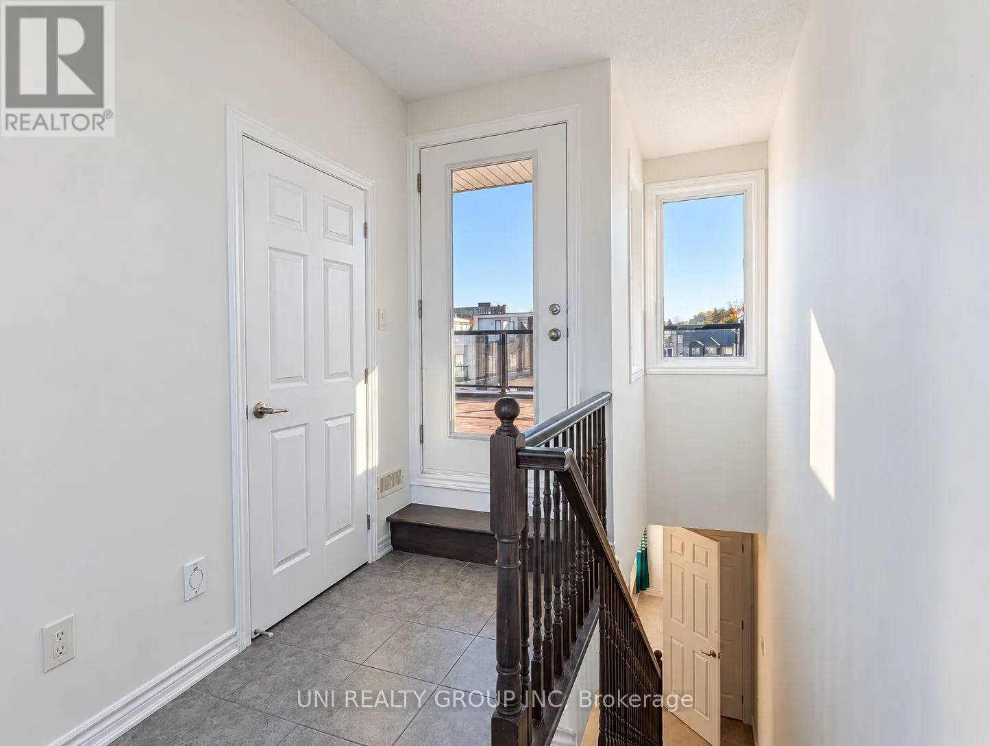 809 MIKINAK ROAD