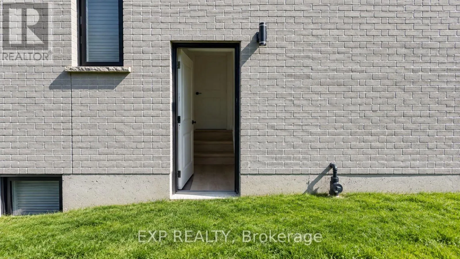BSMT - 2567 CONSTANCE AVENUE