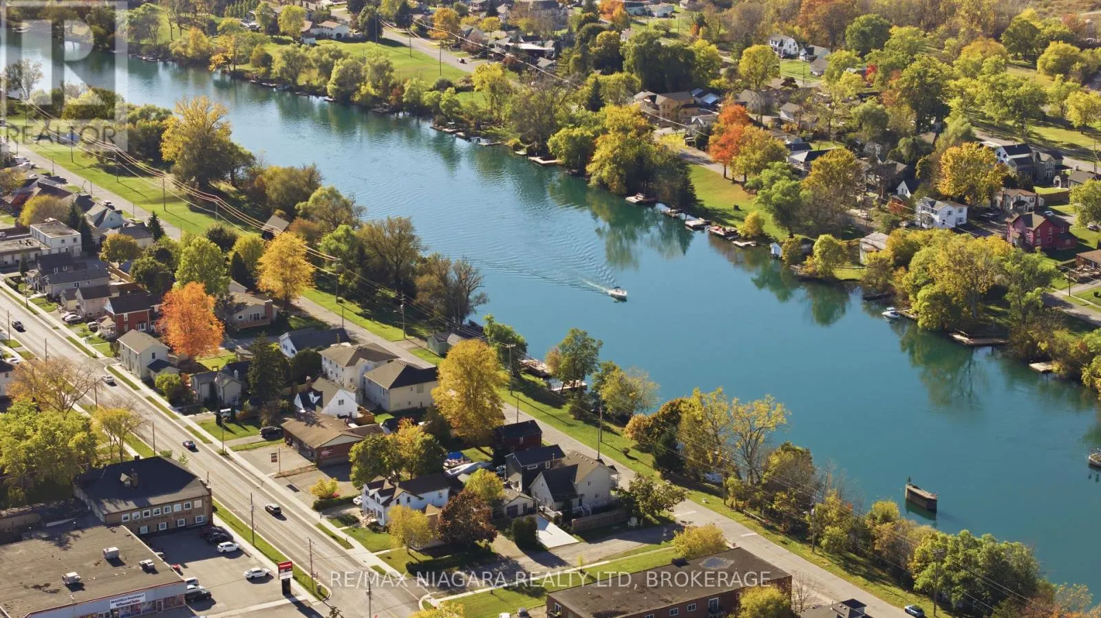 8372 MUNDARE CRESCENT