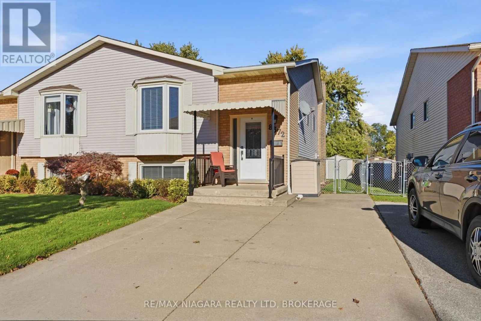 8372 MUNDARE CRESCENT