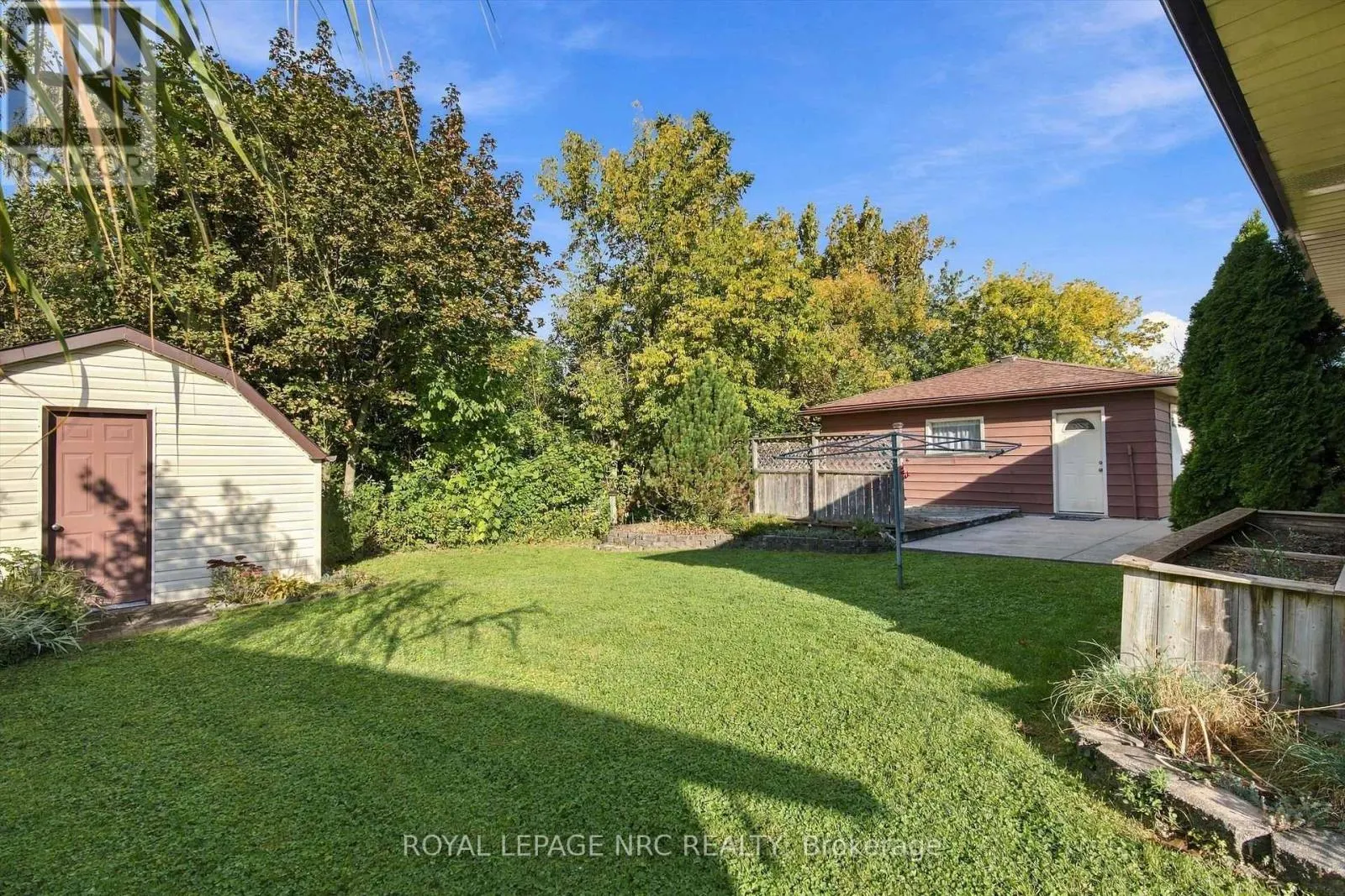 13 HARDWOOD GROVE