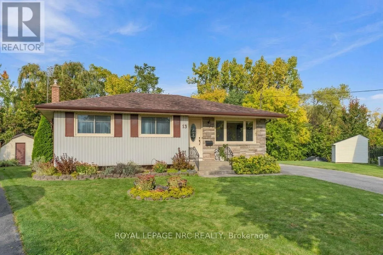 13 HARDWOOD GROVE