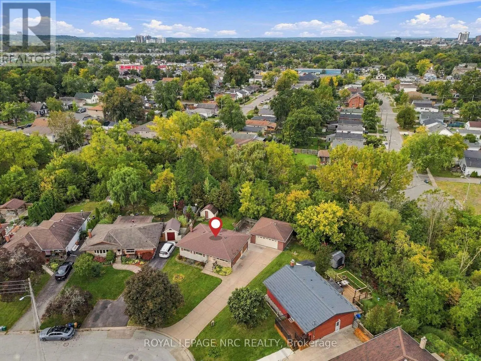 13 HARDWOOD GROVE