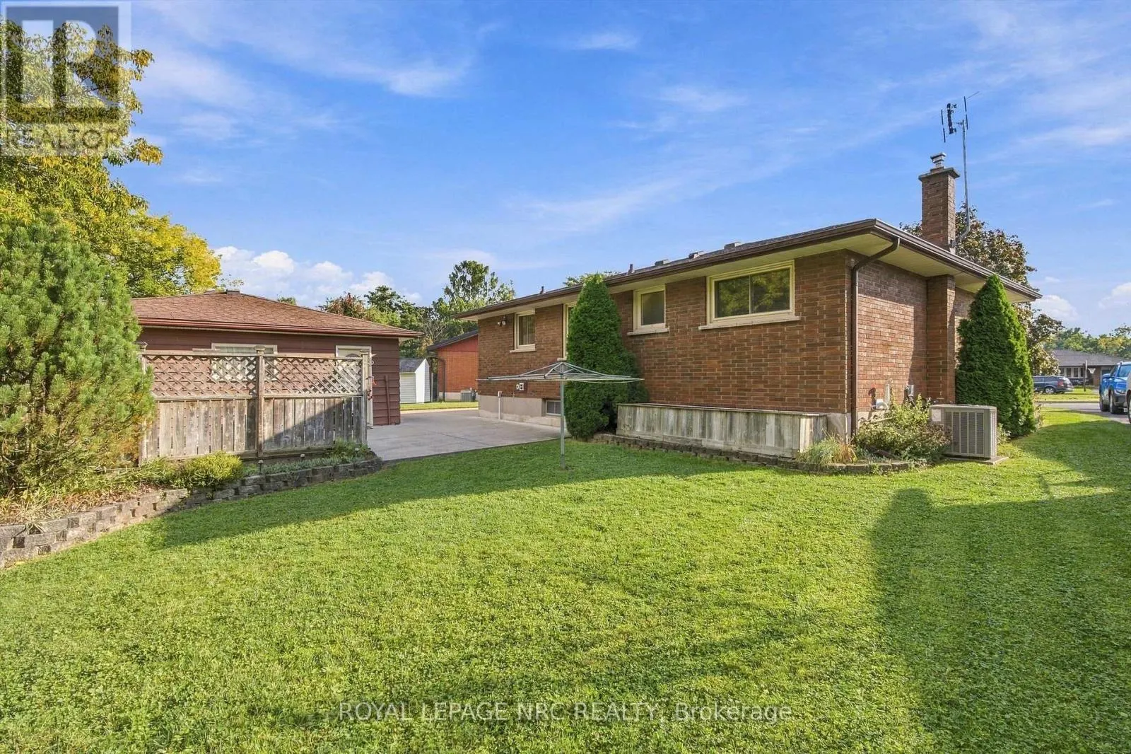 13 HARDWOOD GROVE
