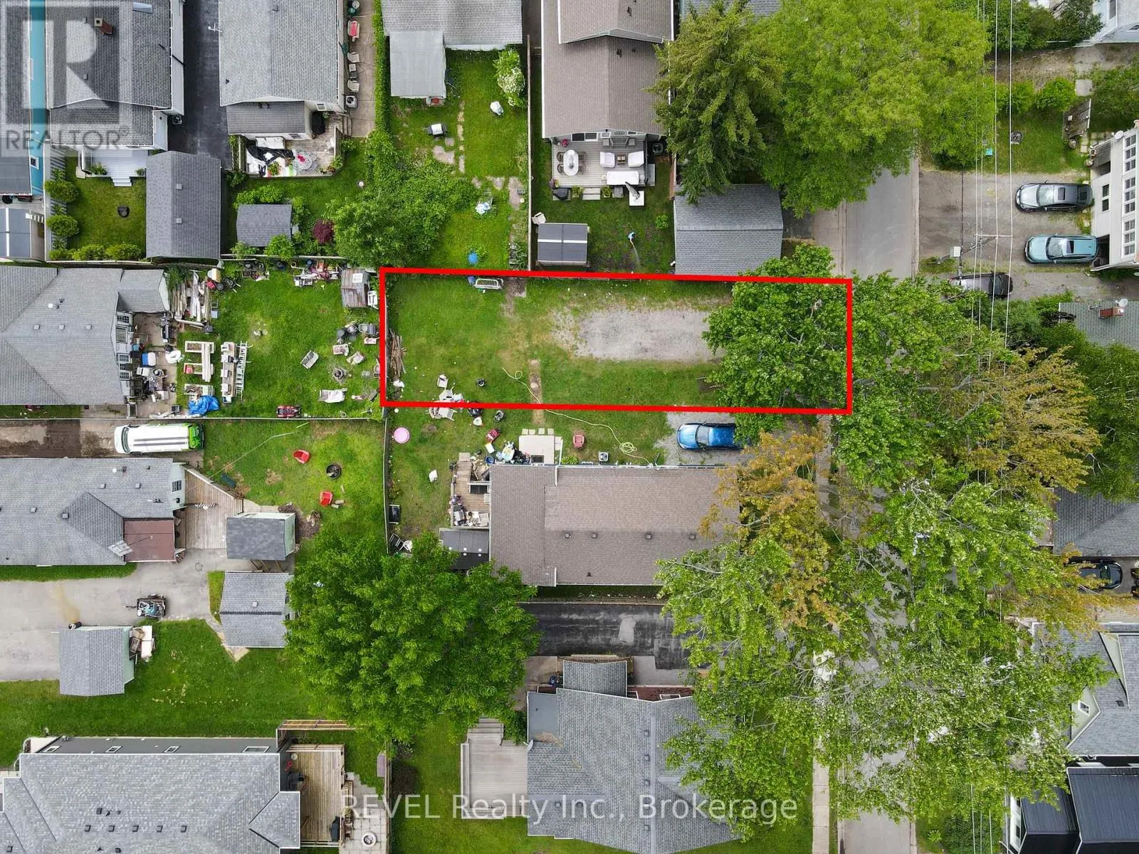 3921 VICTORIA ROAD