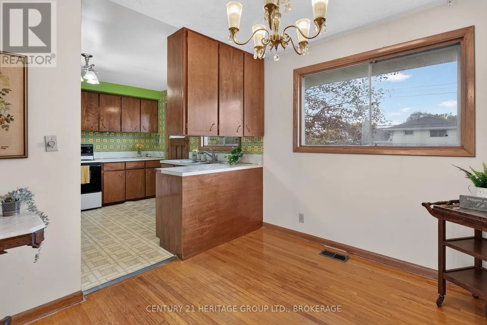 306 NORMAN ROGERS DRIVE