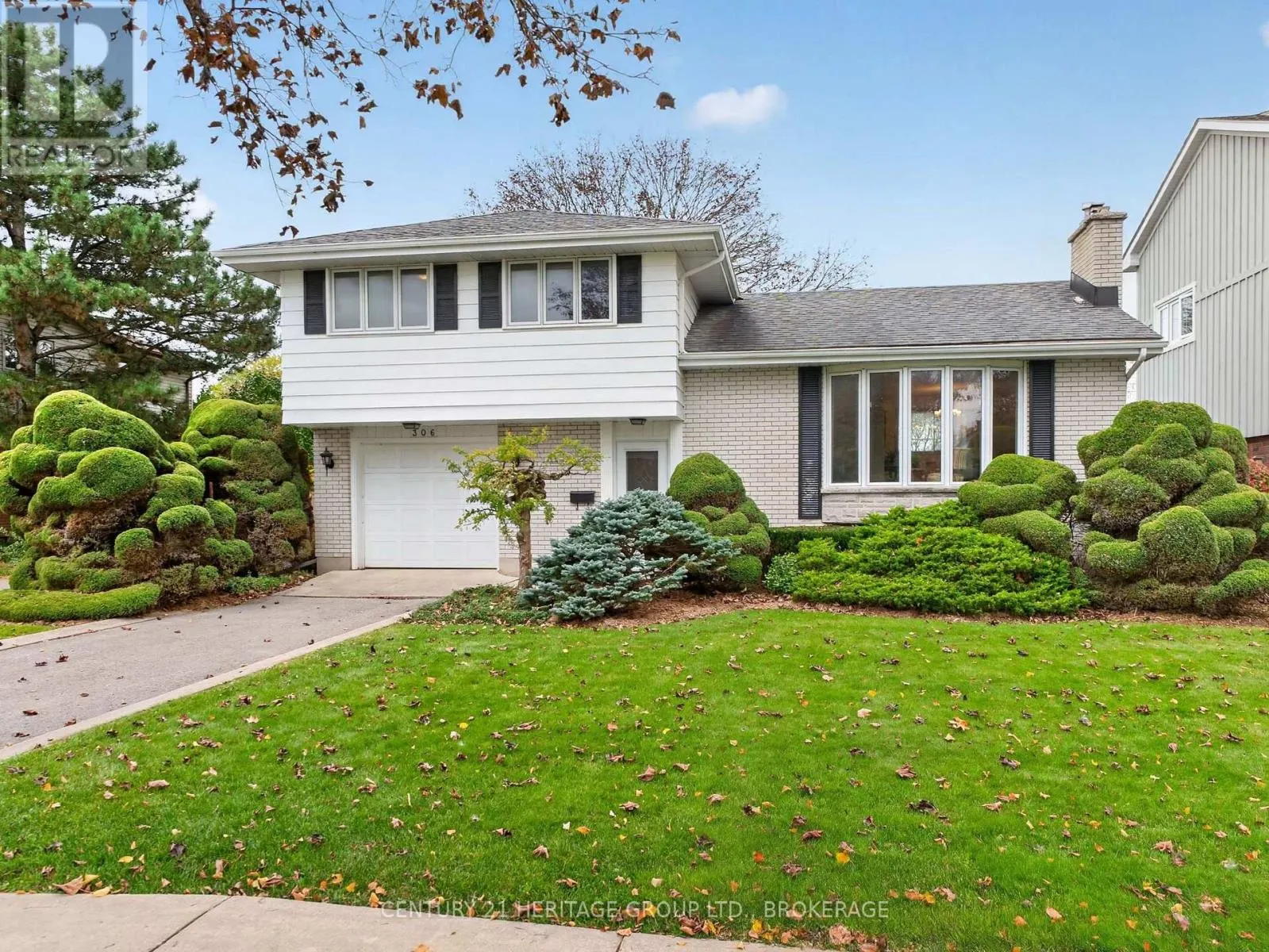 306 NORMAN ROGERS DRIVE