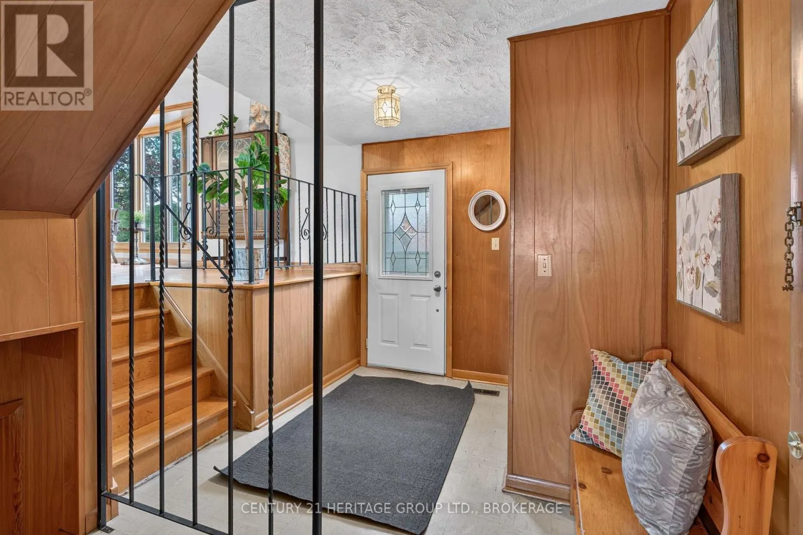 306 NORMAN ROGERS DRIVE