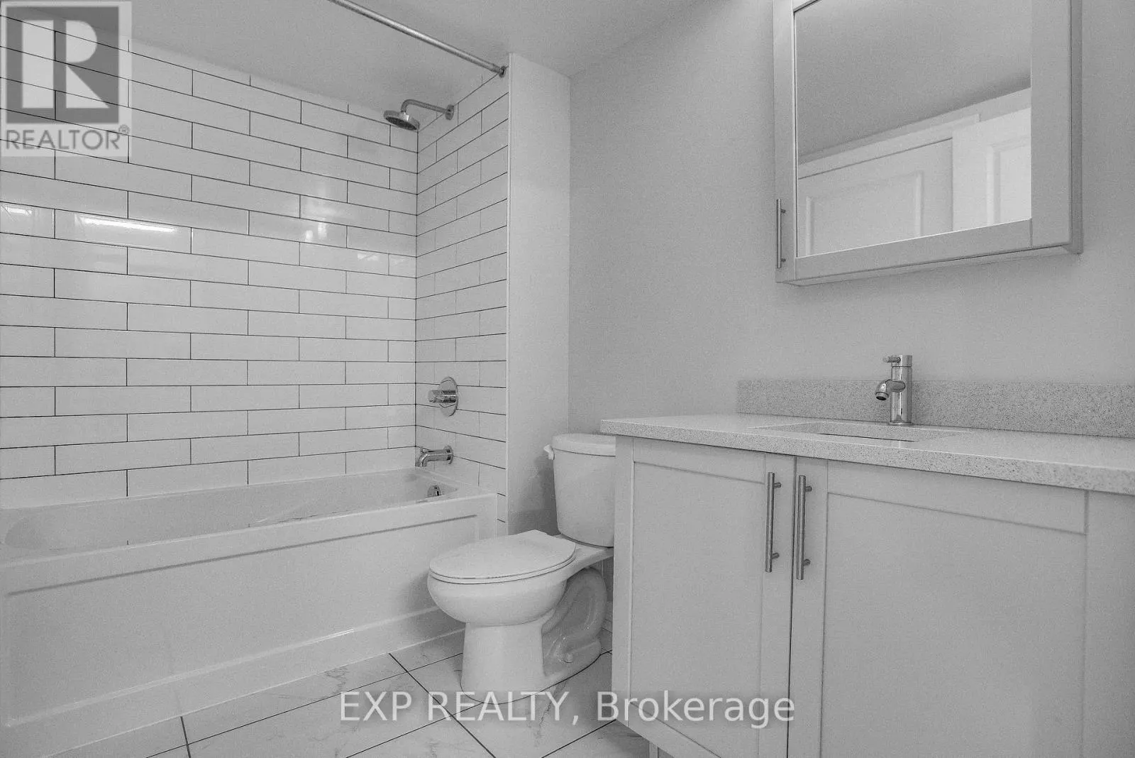 405 - 195 BESSERER STREET