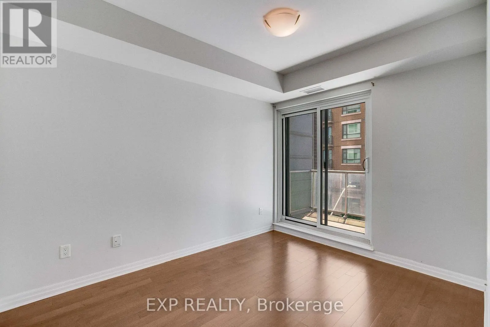 405 - 195 BESSERER STREET
