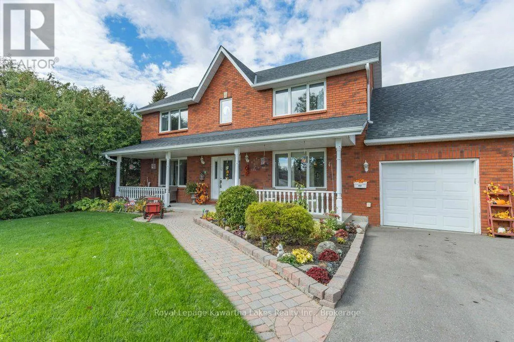 35 GRANT DRIVE