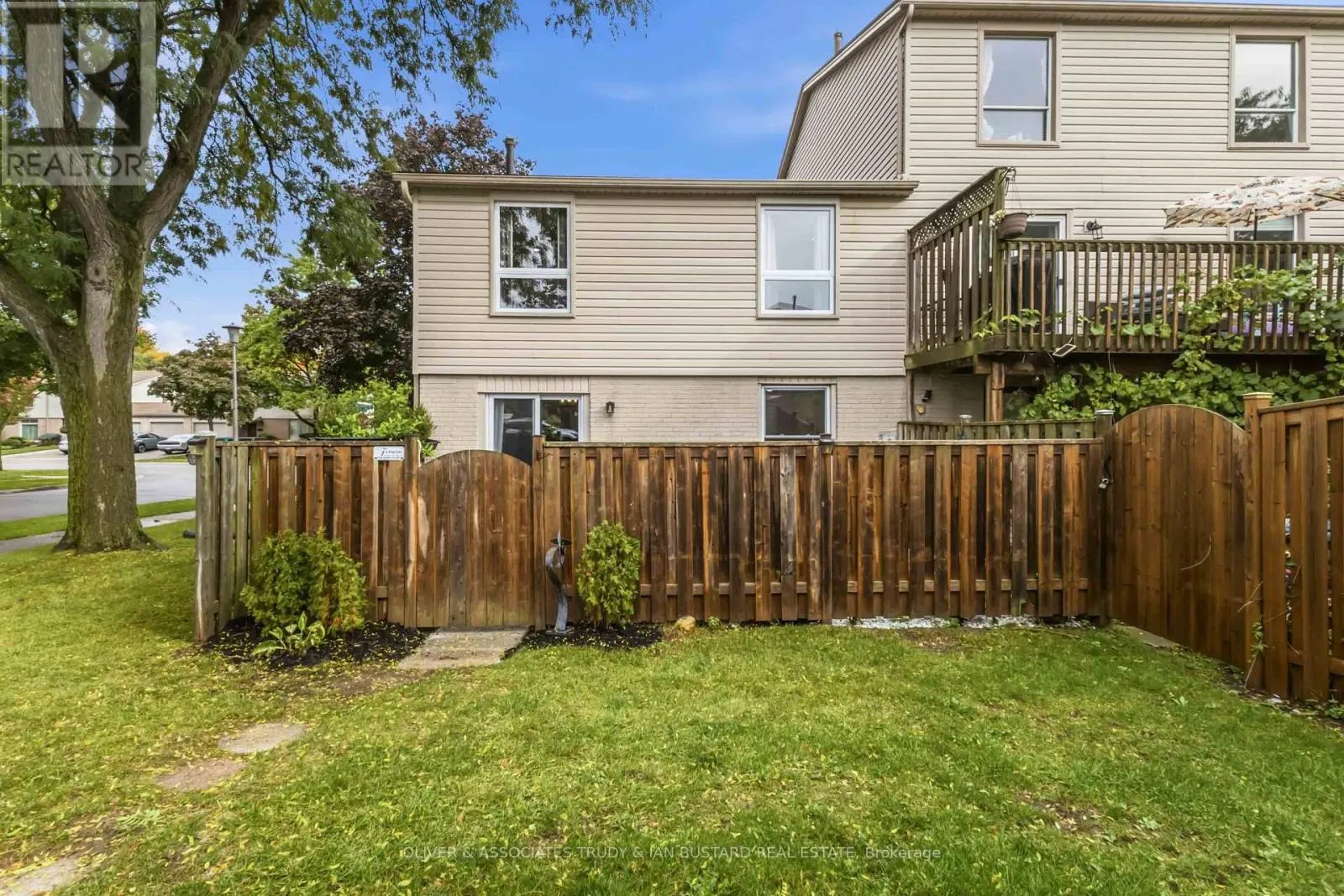 109 MCMASTER DRIVE E