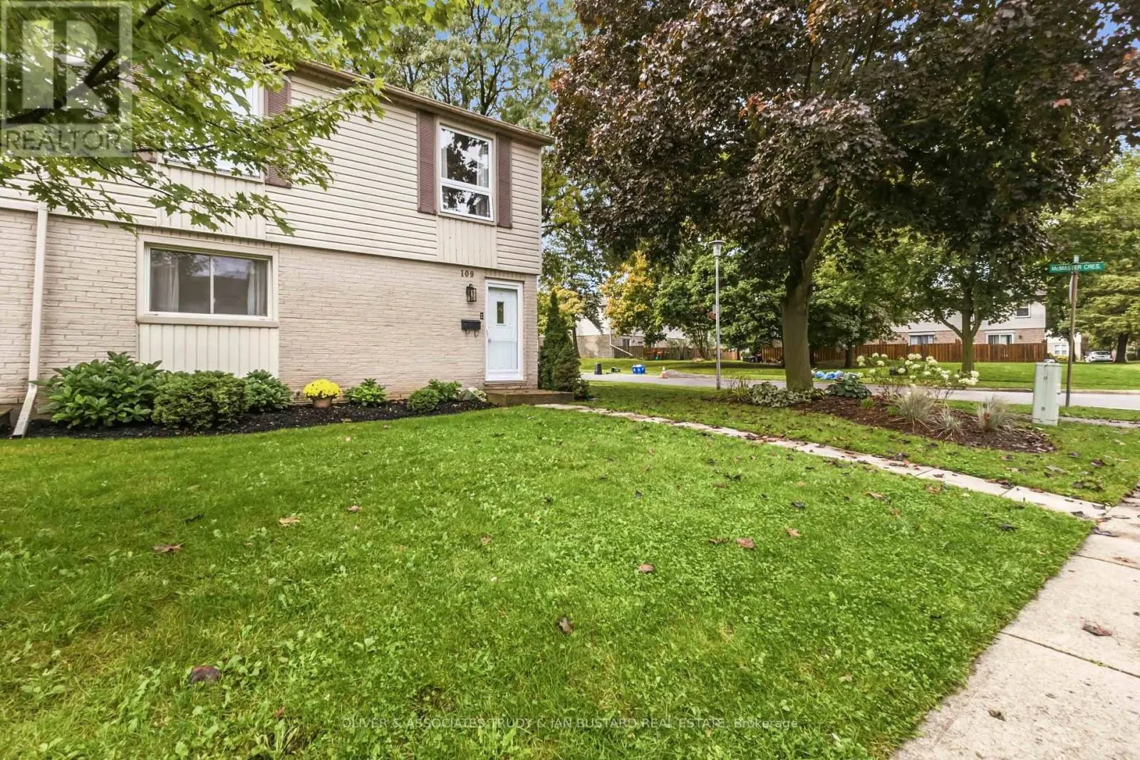 109 MCMASTER DRIVE E